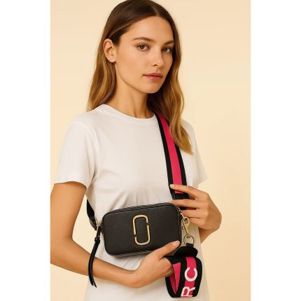 MARC JACOBS SNAPSHOT CAMERA BAG BLACK GOLD LOGO STRAP