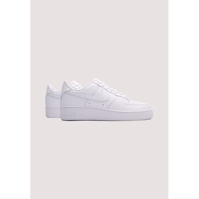 AIR FORCE -1 TRIPLE WHITE WOMENS
